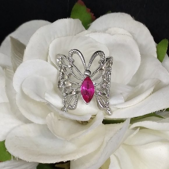 Beautiful Pink Butterfly Ring - Picture 3 of 6